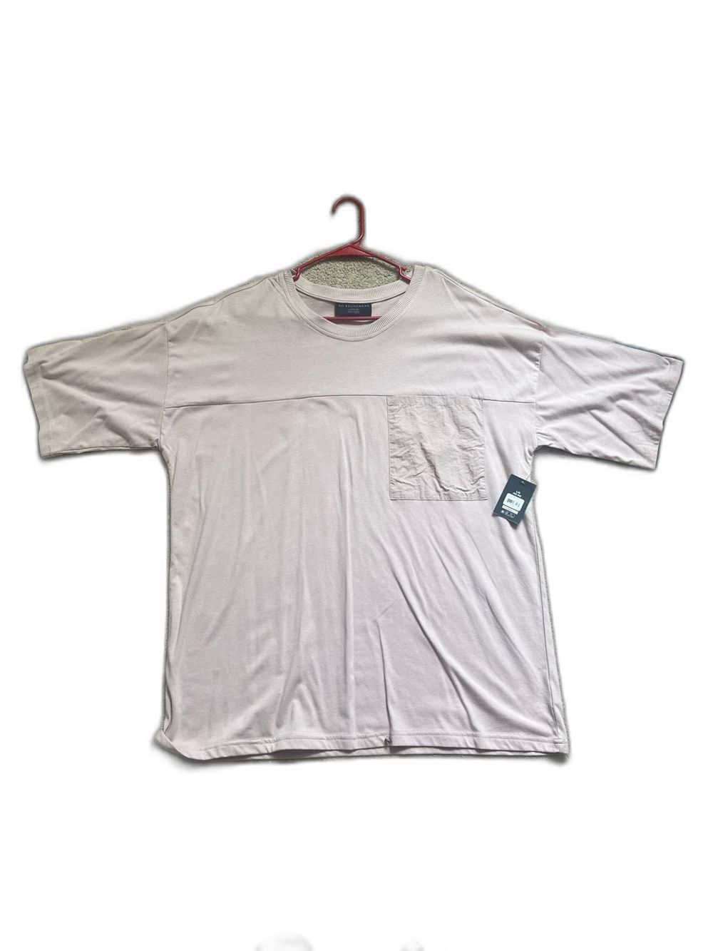 NWT No Boundaries Men's Light Pink Short Sleeve Tee